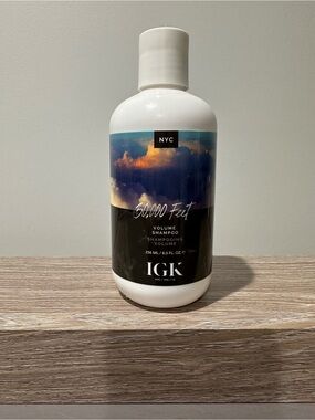 IGK 30,000 Feet Volume Shampoo - NWOT